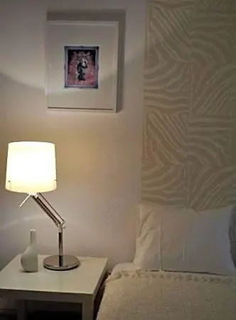 Artrooms 3* بوزنان