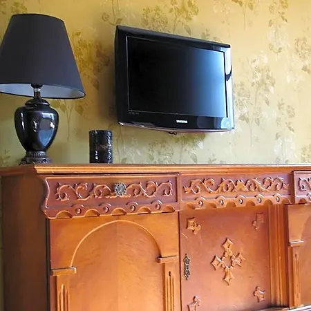 Artrooms بوزنان
